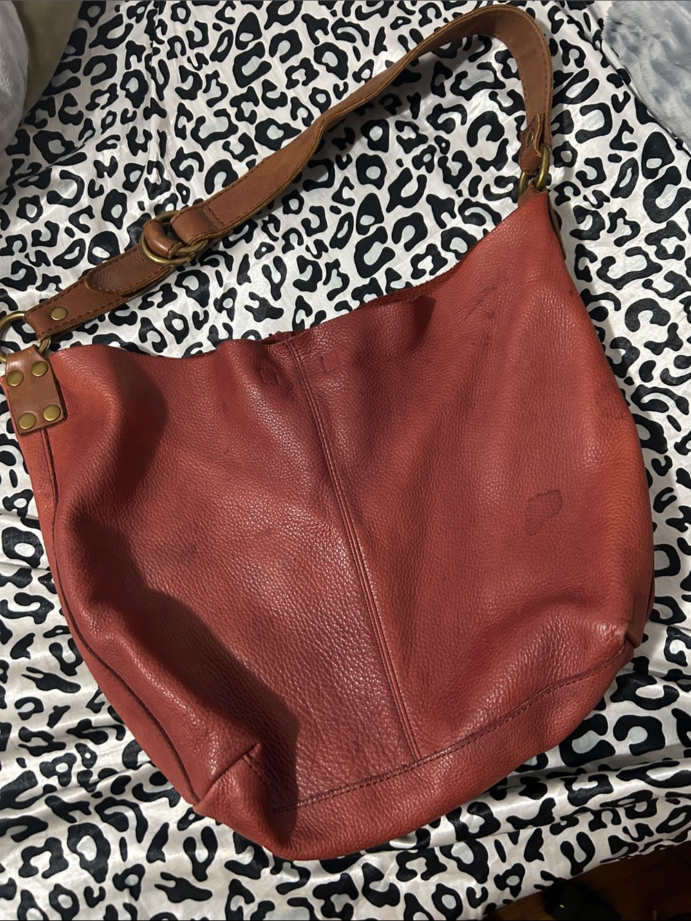 Lucky Brand Red Leather Hobo Shoulder Bag with inner wallet / Leather